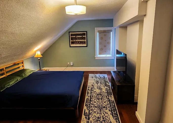 Private Bathroom Queen Room